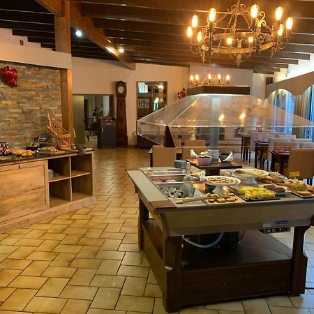 Logis Hotel Le Lac Embrun Exteriör bild