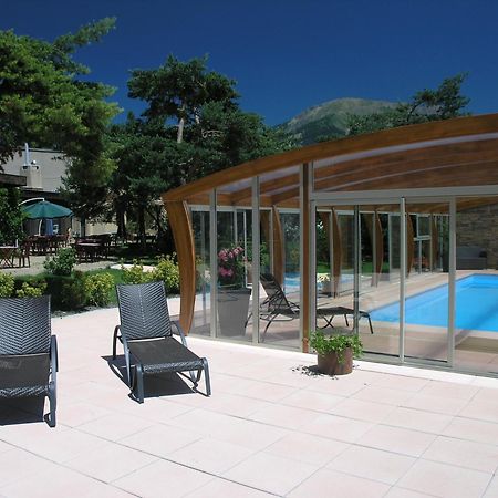 Logis Hotel Le Lac Embrun Exteriör bild