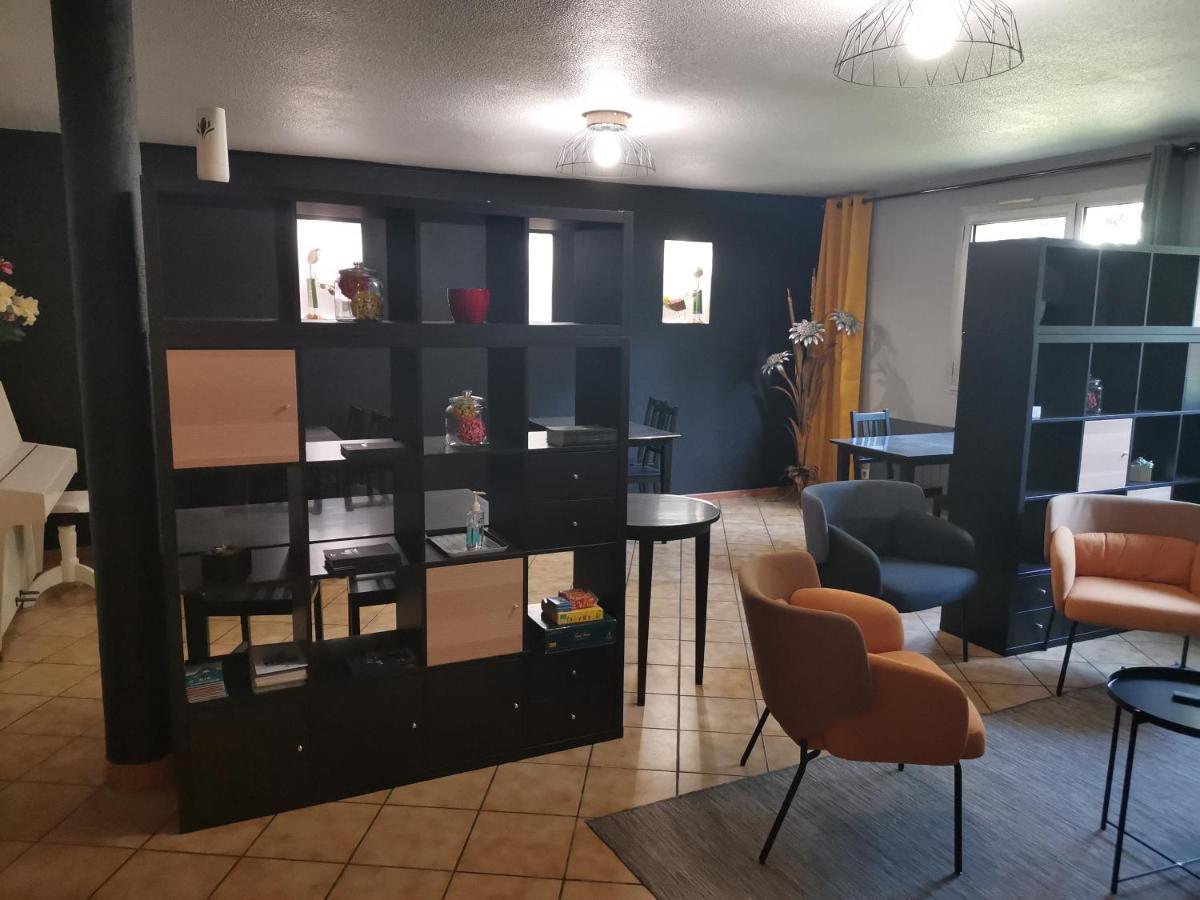 Logis Hotel Le Lac Embrun Exteriör bild