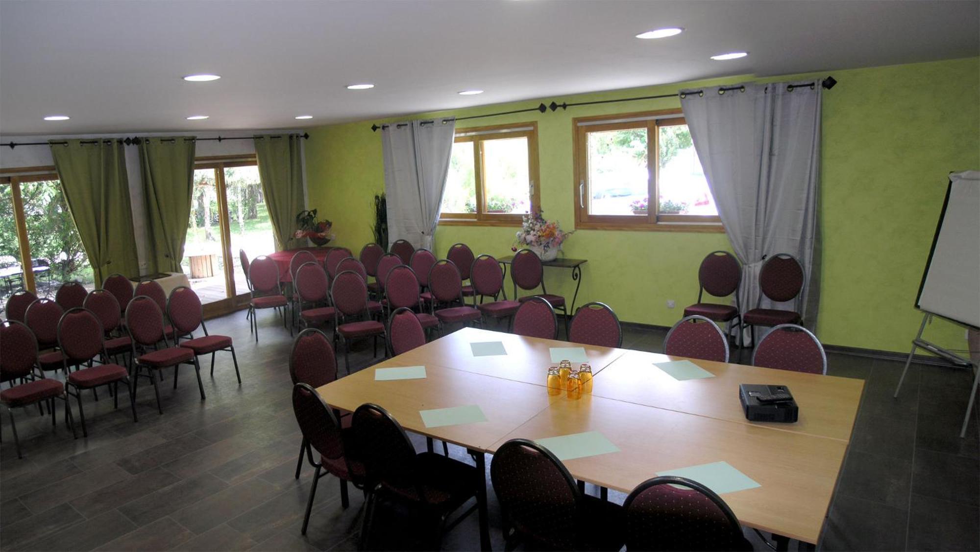 Logis Hotel Le Lac Embrun Exteriör bild