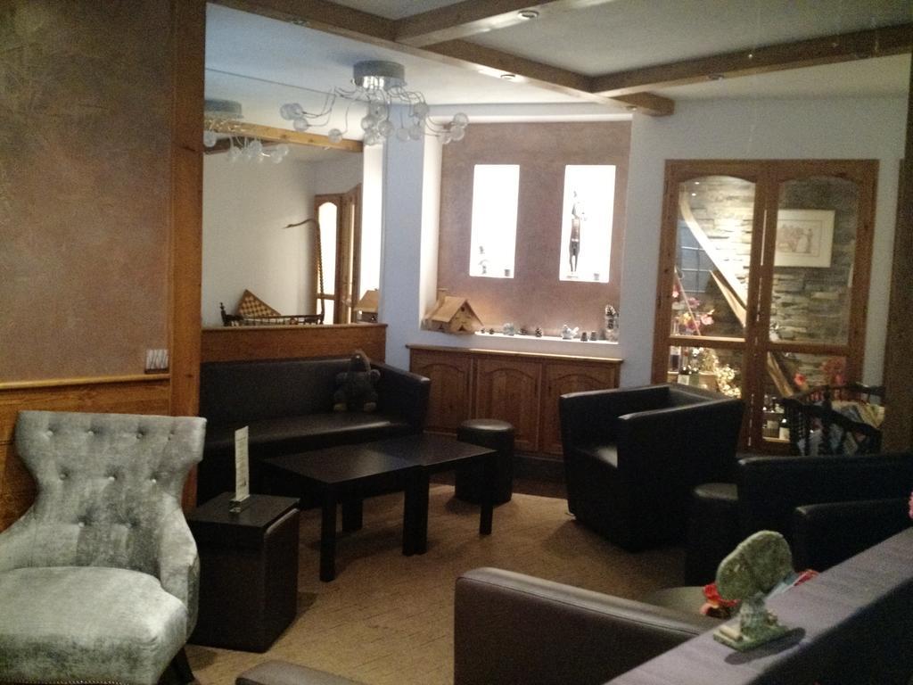 Logis Hotel Le Lac Embrun Exteriör bild