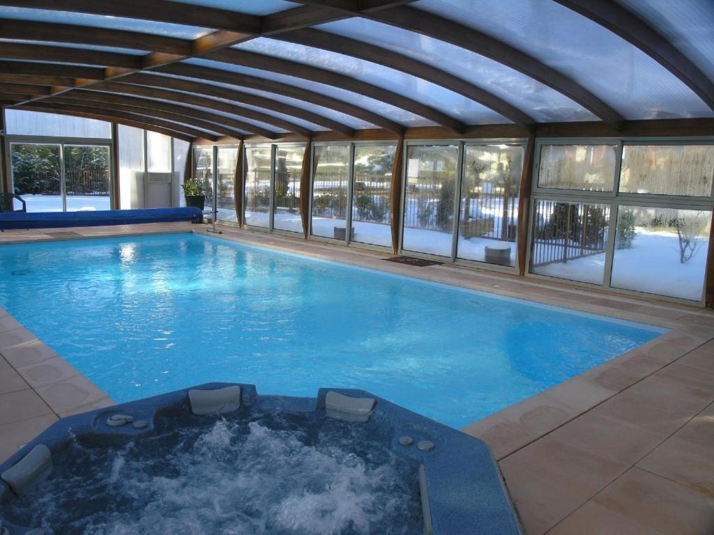 Logis Hotel Le Lac Embrun Exteriör bild
